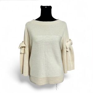 CLUB MÓNACO Cream Top-Sweater With Bow Accents On the Sleeves SP, Like New.